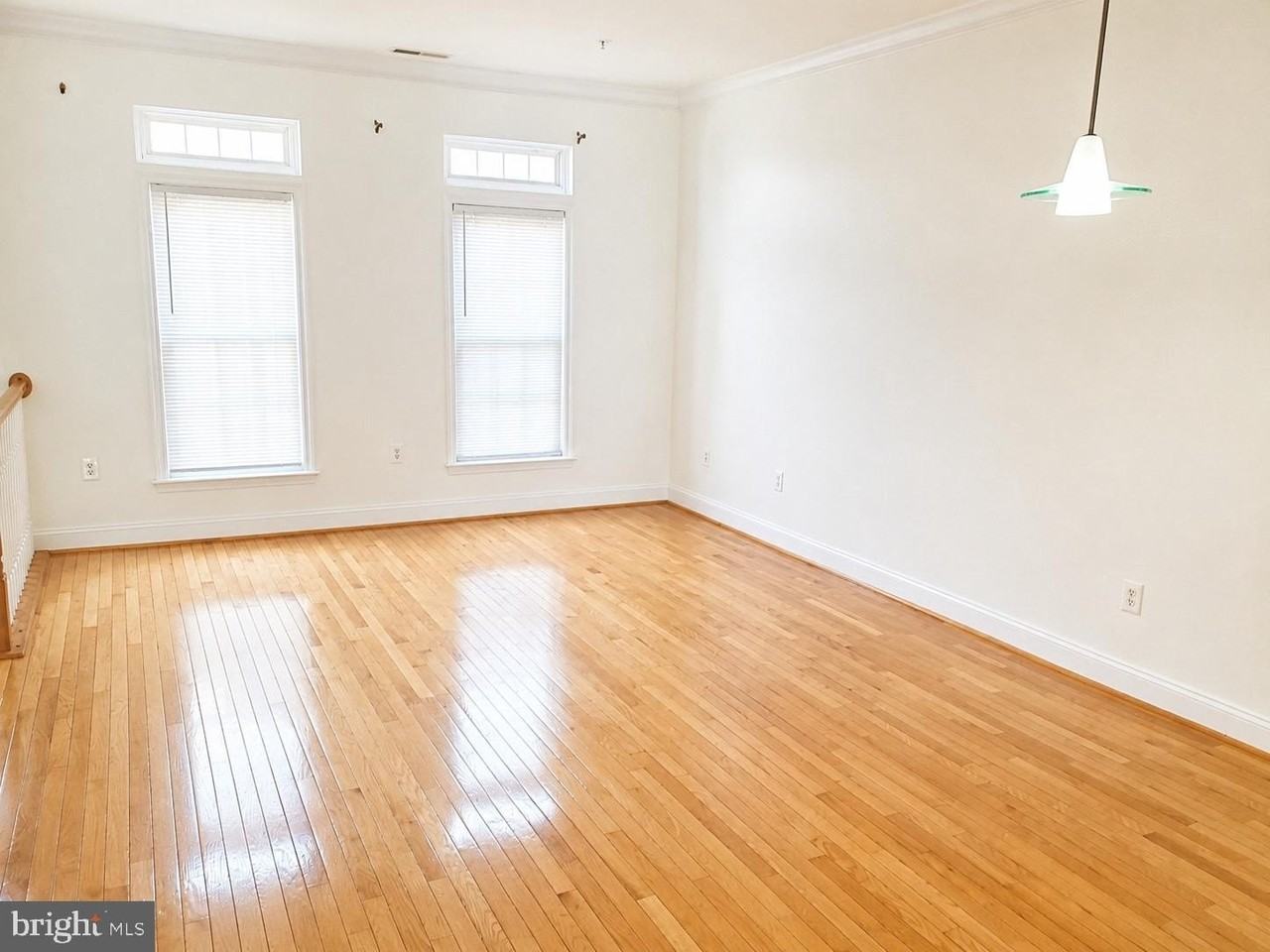 855 Ramsay St - Photo 3 of 12