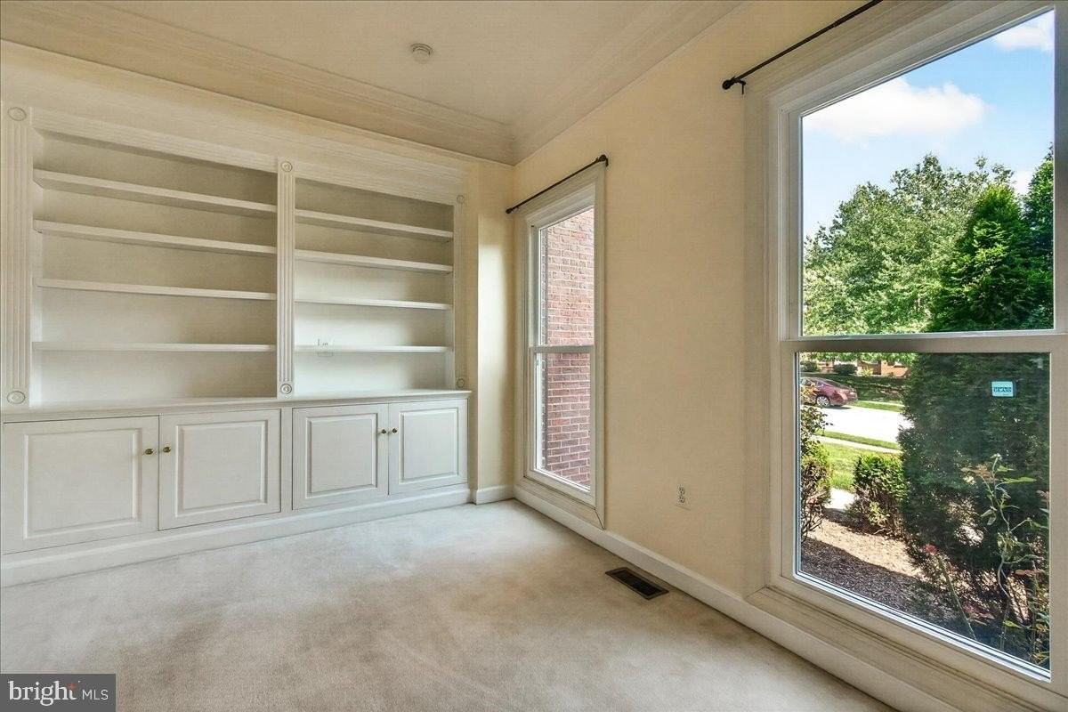 6430 Bellevue Pl - Photo 3 of 50