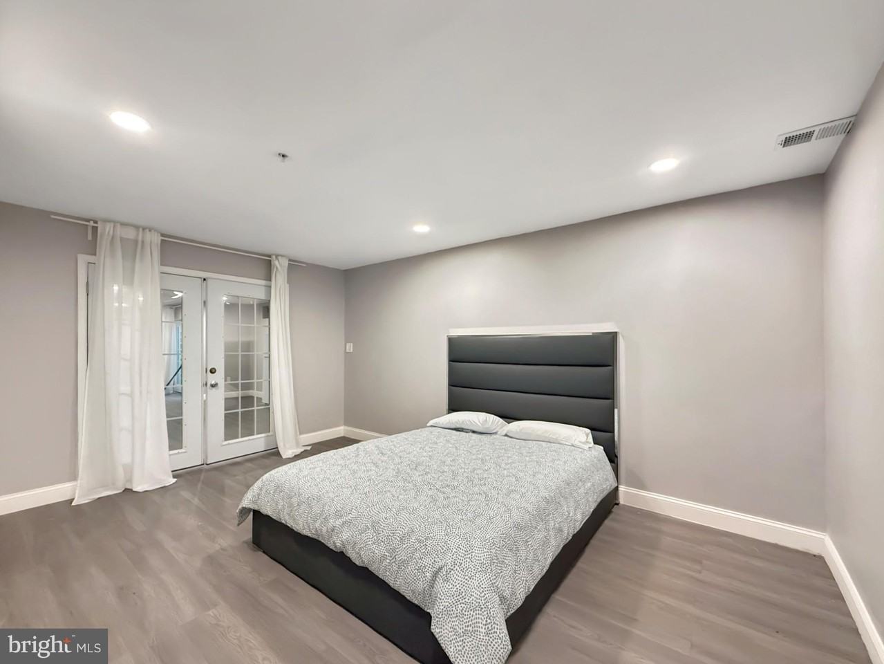 11612 Brigit Ct - Photo 2 of 12