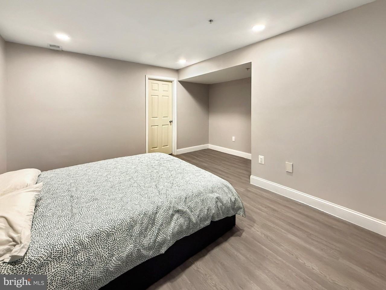 11612 Brigit Ct - Photo 3 of 12
