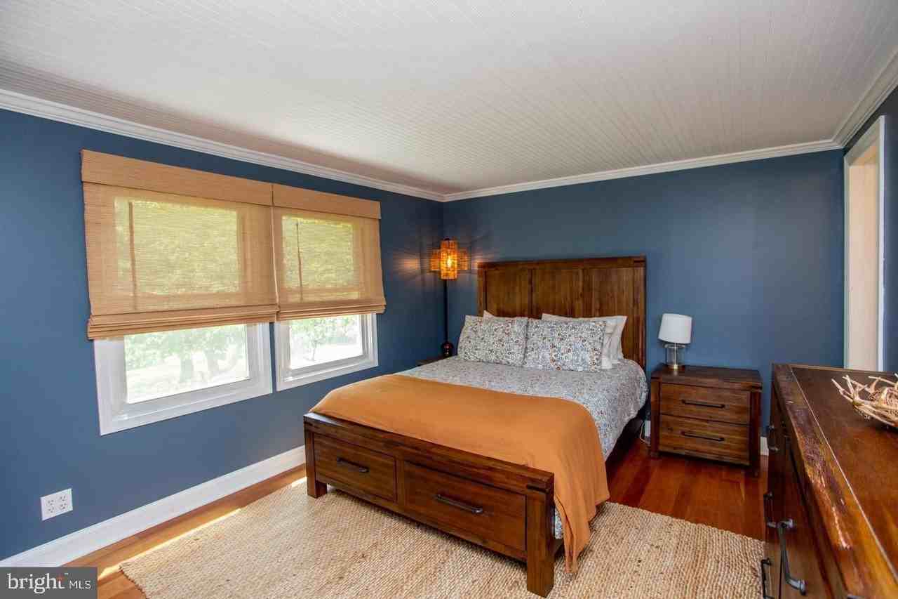 305 Tower Rd - Photo 7 of 17