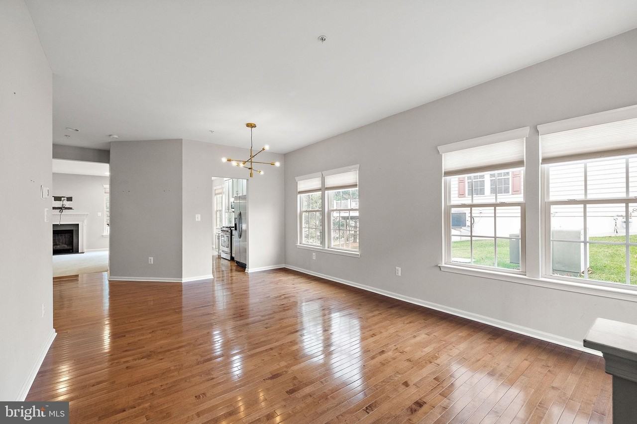 253 Tall Trees Cir - Photo 6 of 21