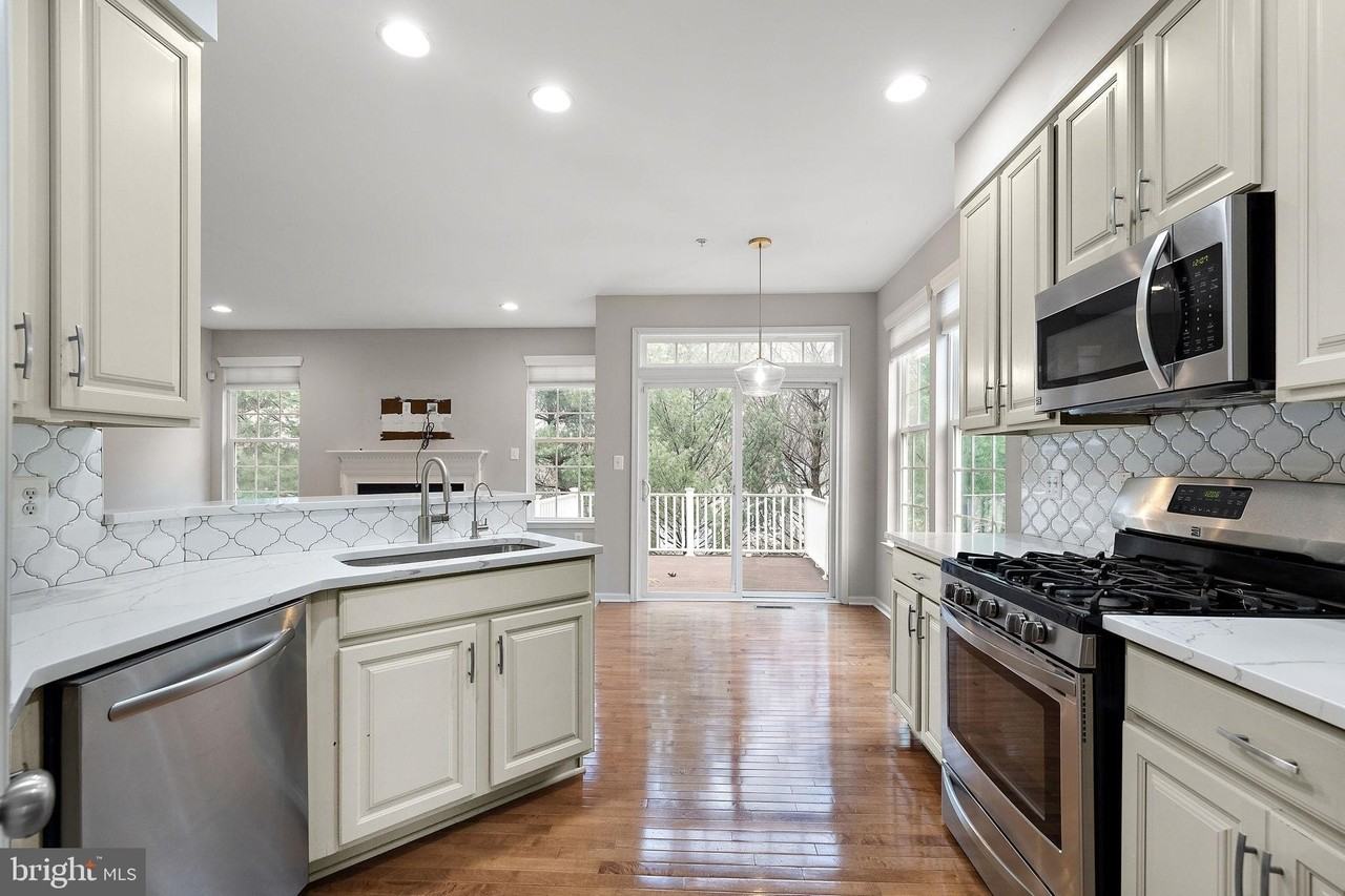 253 Tall Trees Cir - Photo 7 of 21