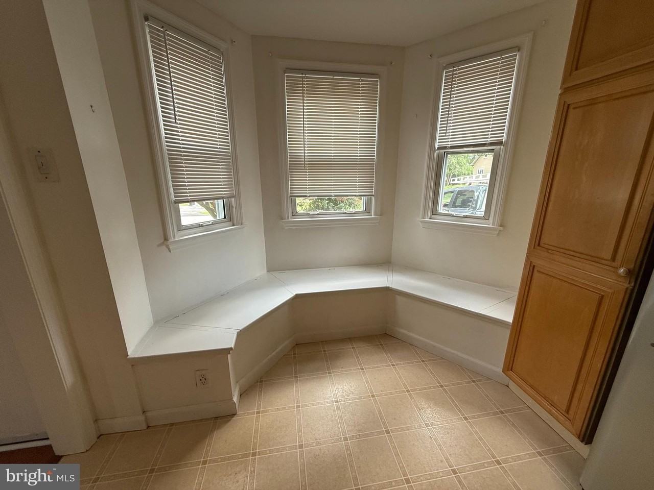 48 Barren Rd - Photo 4 of 16