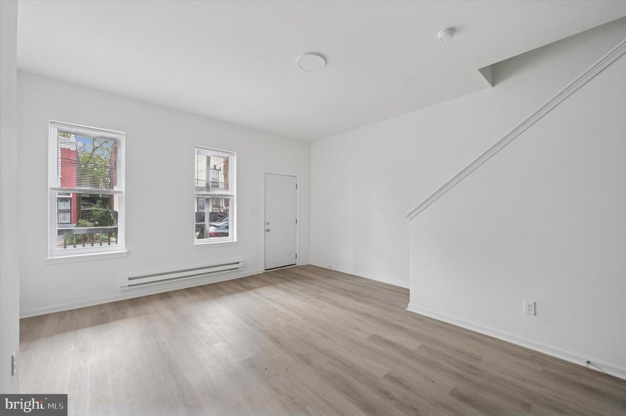 4241 Mantua Ave - Photo 2 of 14