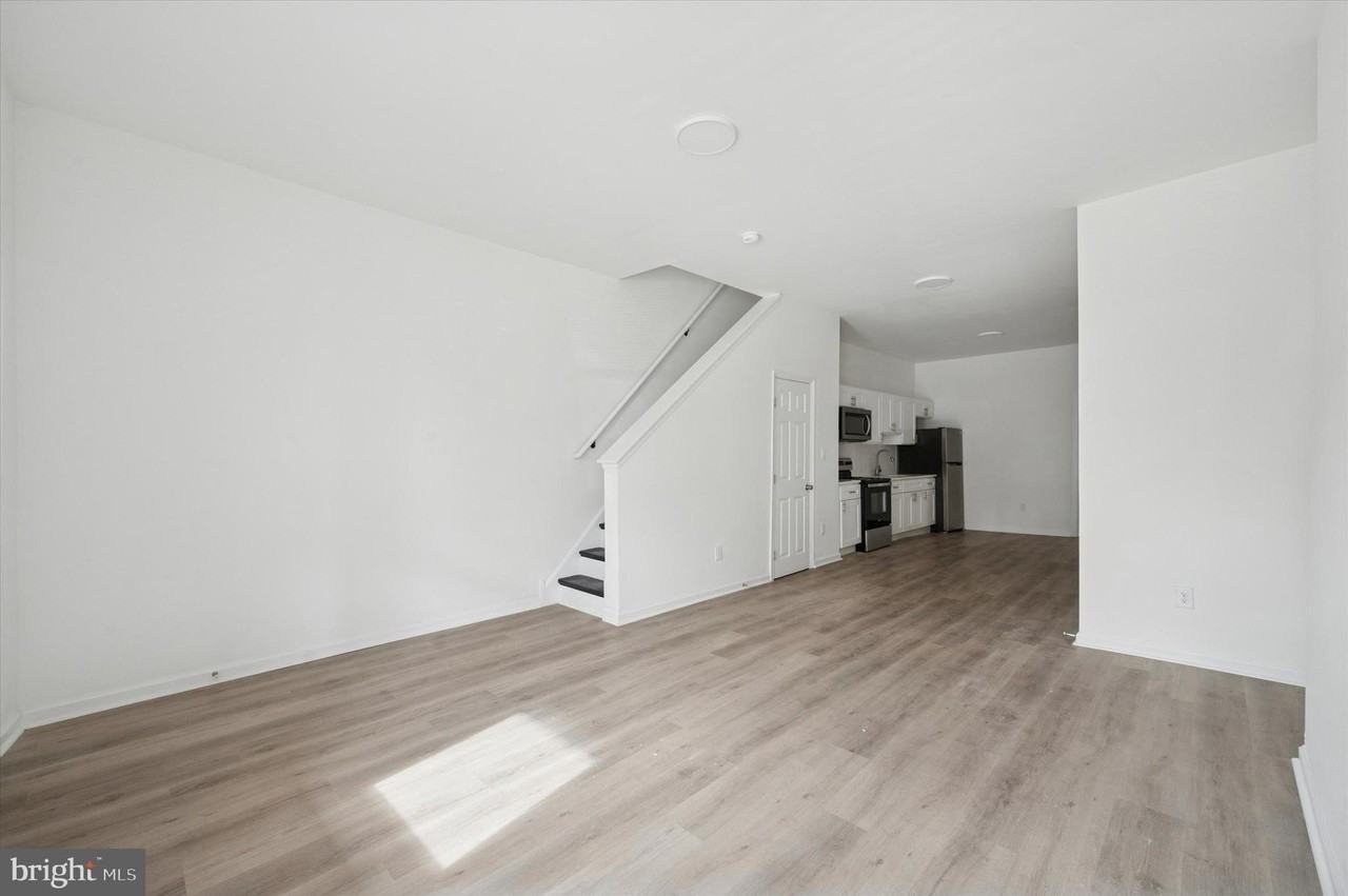 4241 Mantua Ave - Photo 3 of 14