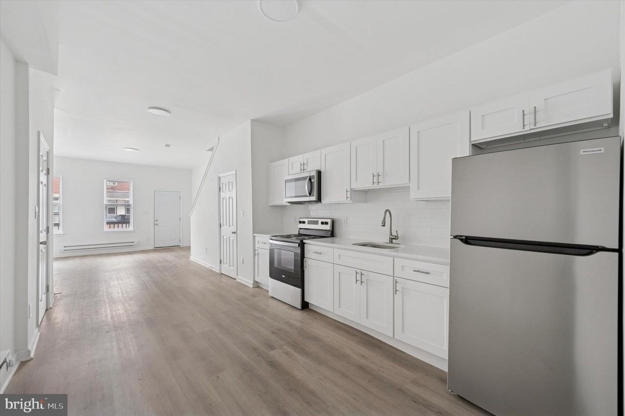 4241 Mantua Ave - Photo 7 of 14