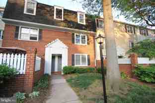2832 S Wakefield St #C - Photo 1 of 1