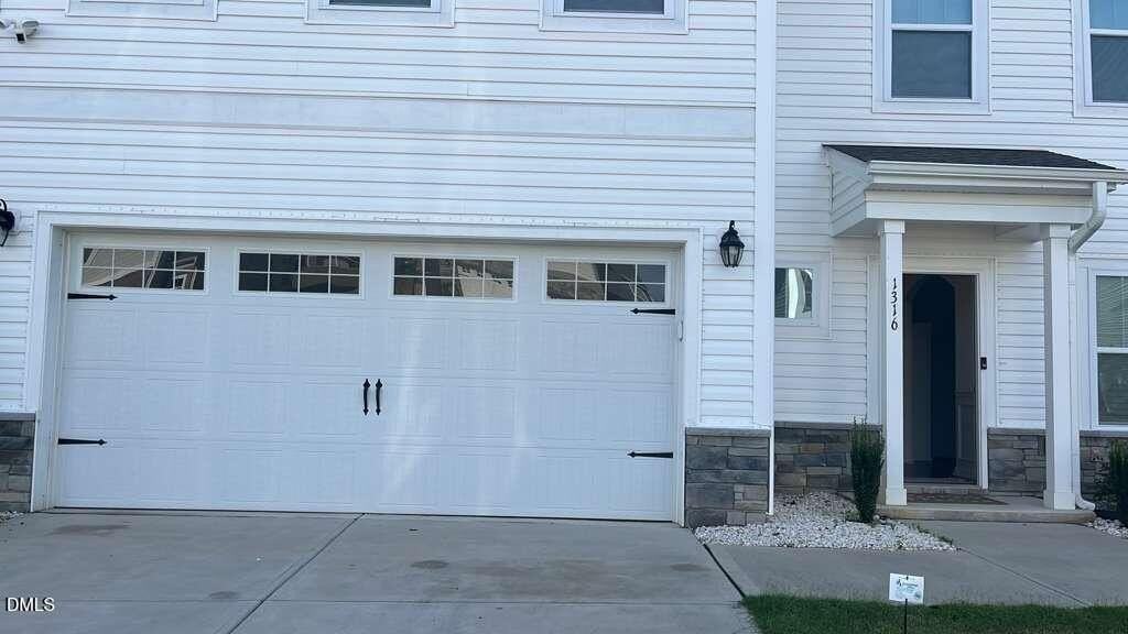 1316 Amos Park St - Photo 6 of 50
