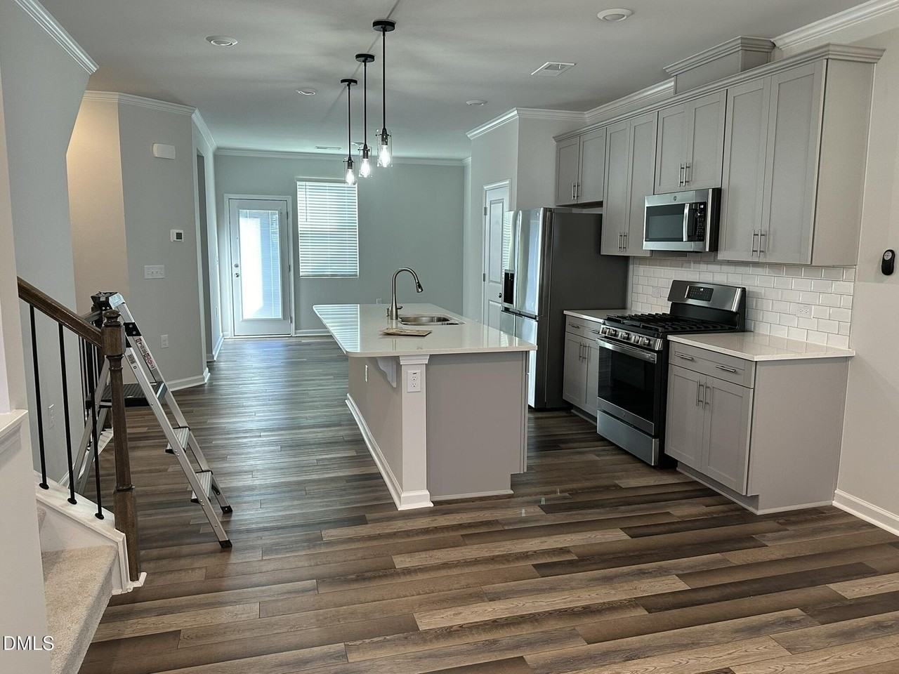 608 Gimari Dr - Photo 2 of 50