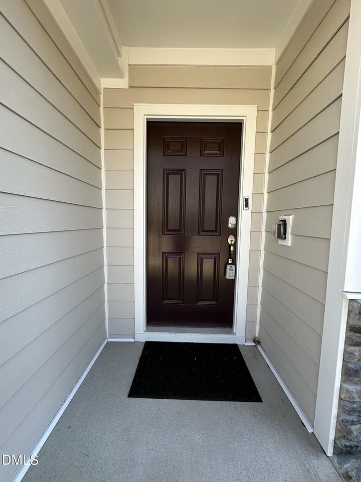 608 Gimari Dr - Photo 6 of 50