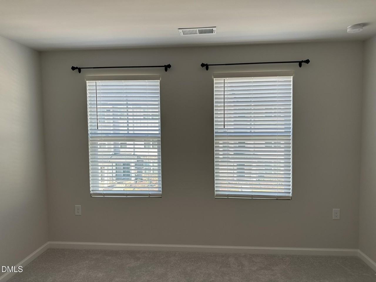 608 Gimari Dr - Photo 7 of 50