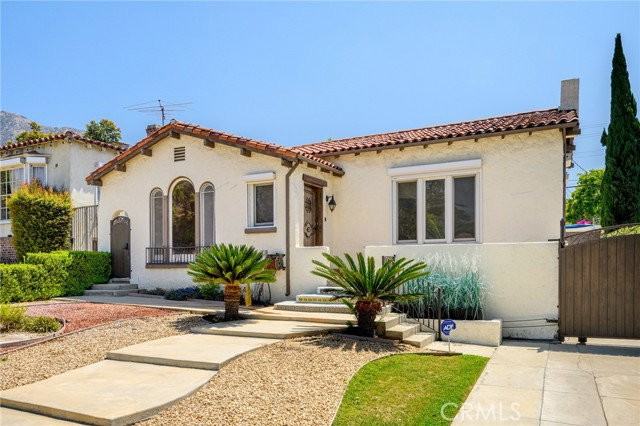 1560 Ridgeway Dr - Photo 6 of 8