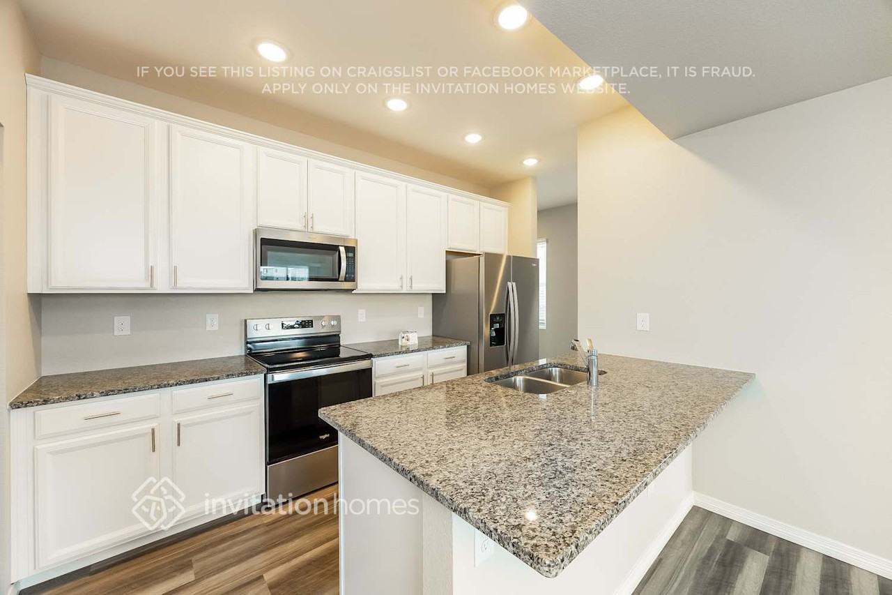 11286 House Finch Ln - Photo 7 of 20