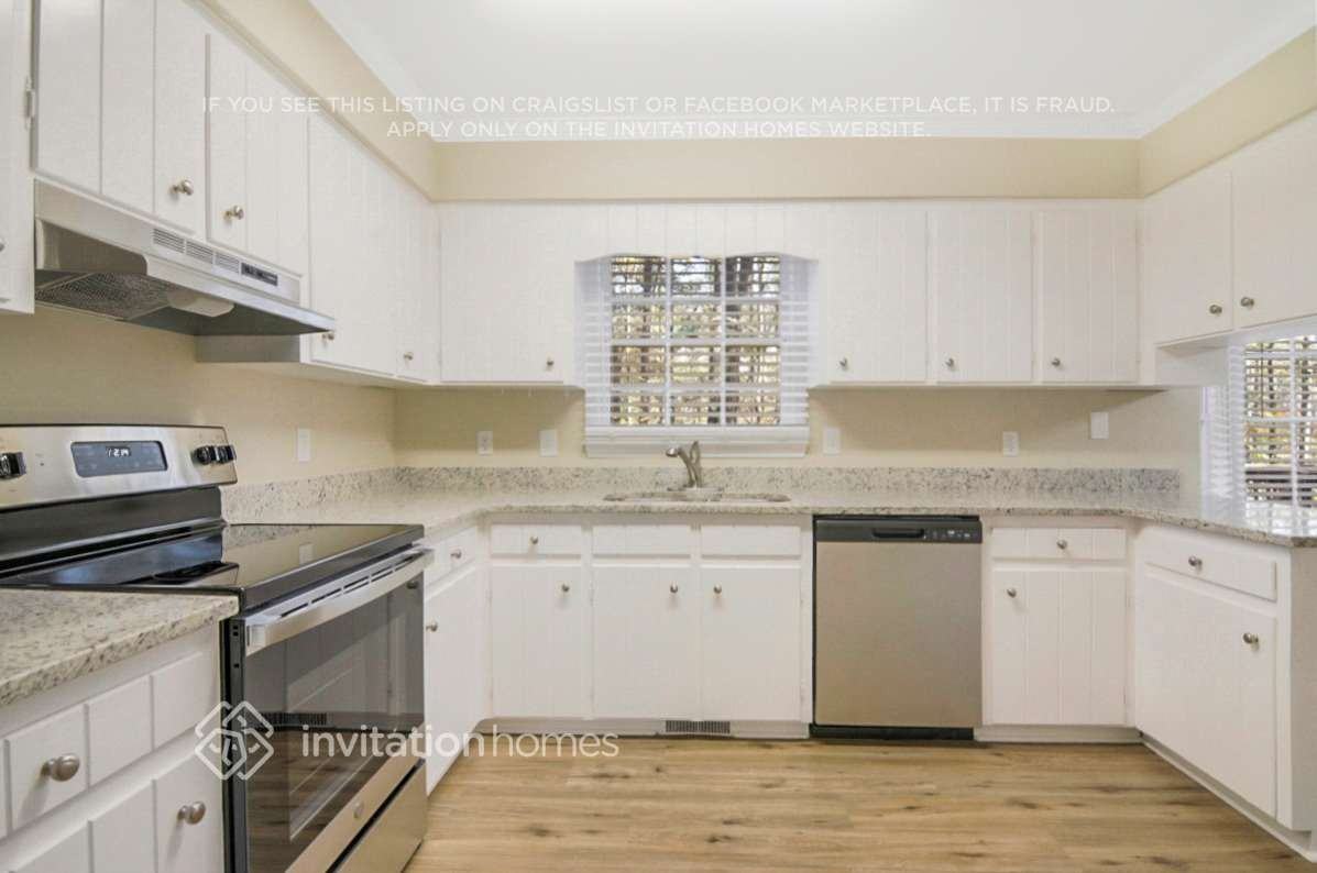 7408 Old Fox Trl - Photo 7 of 26