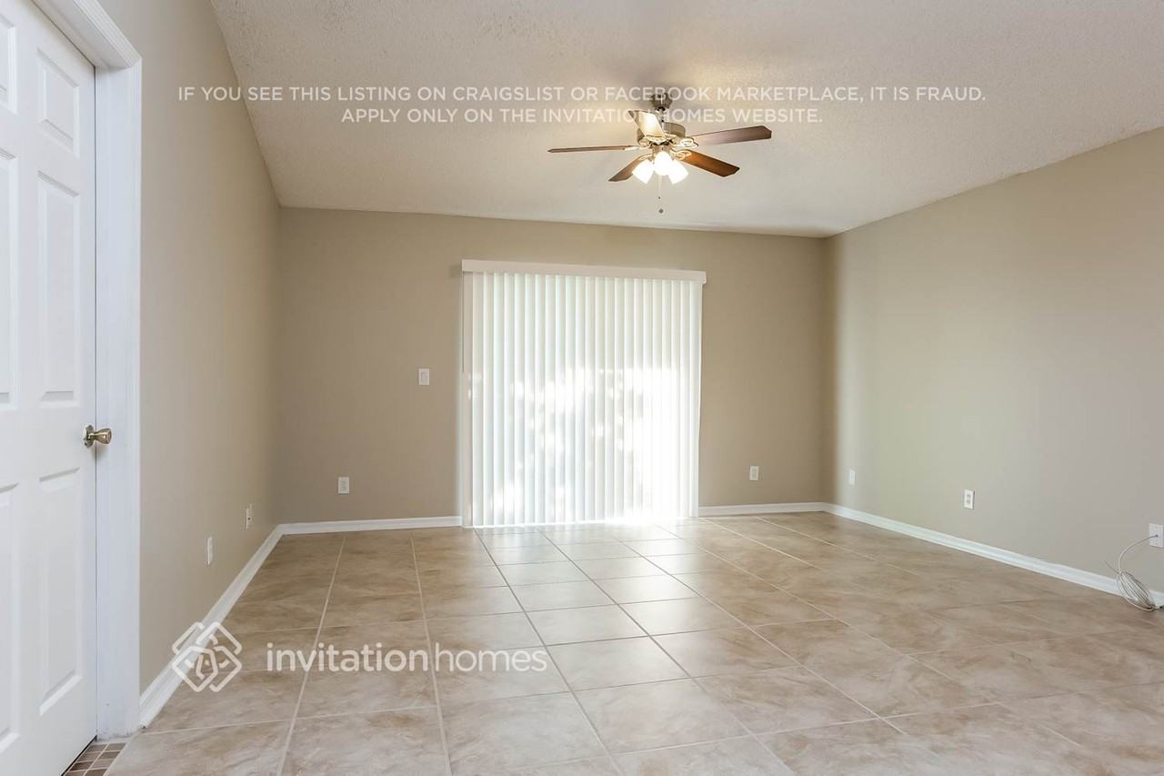 2434 Bayhill Dr - Photo 7 of 20