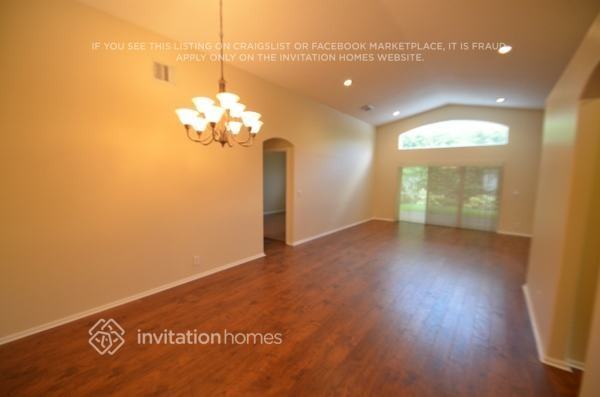 4912 Sw 32nd Way - Photo 2 of 13