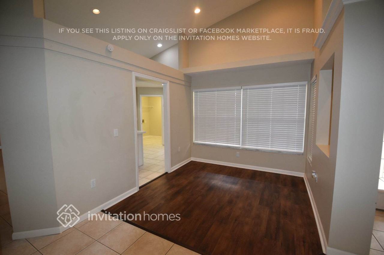 3178 Oakpark Dr - Photo 5 of 14