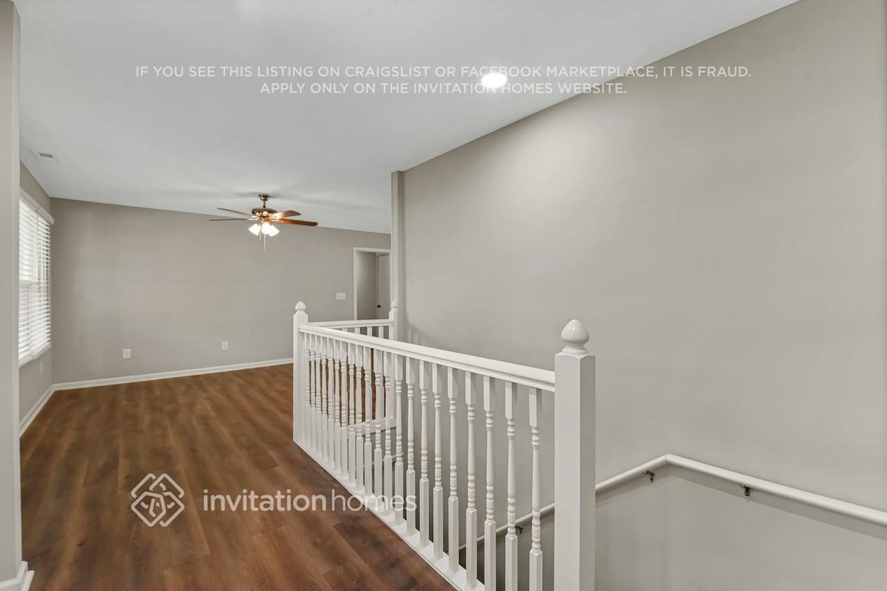 2221 Gemway Dr - Photo 3 of 26