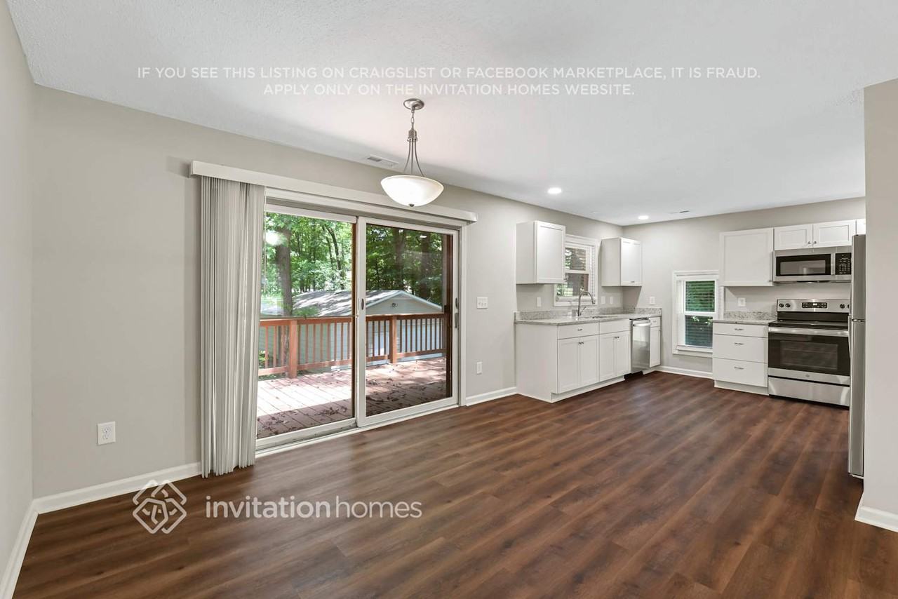 2221 Gemway Dr - Photo 6 of 26