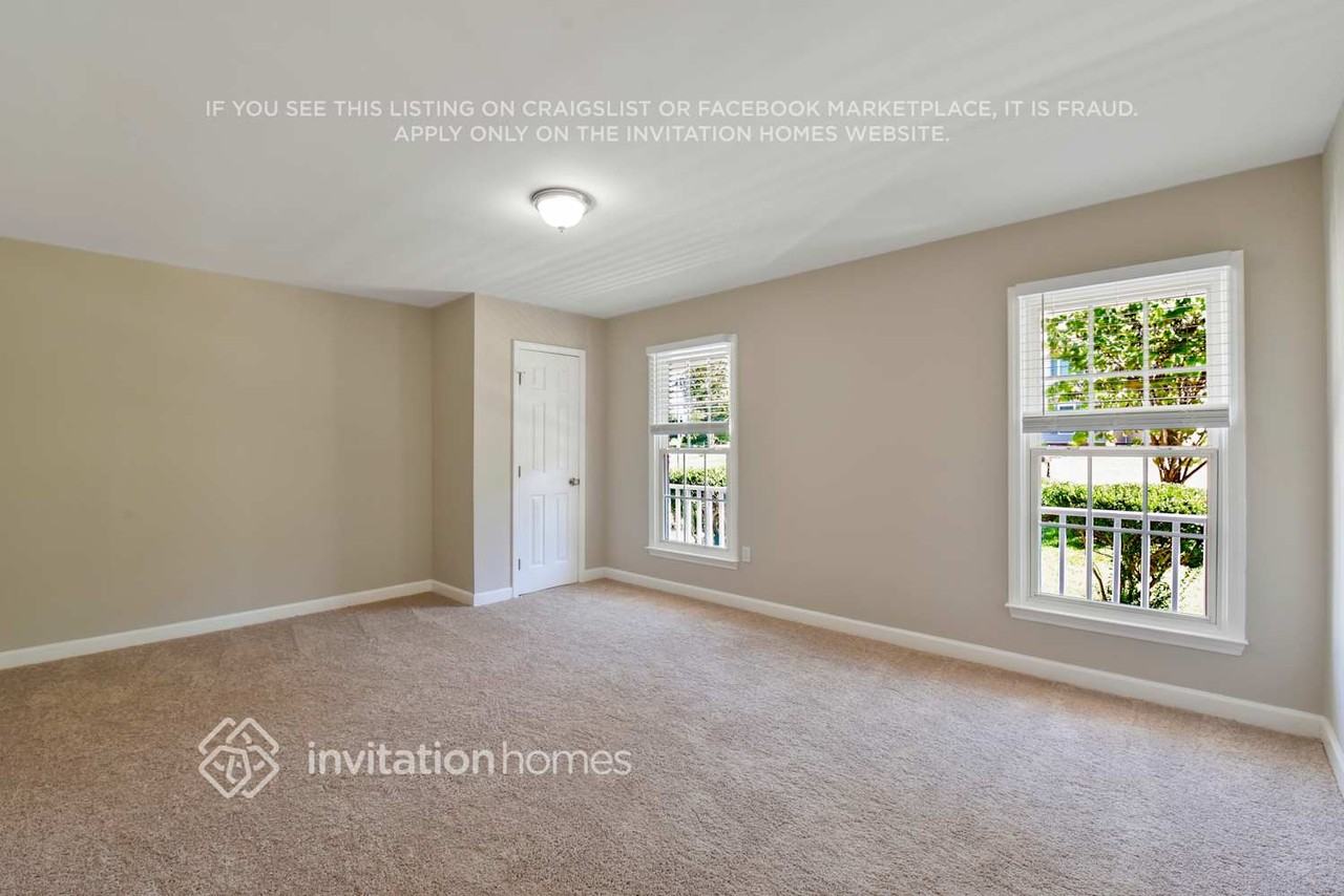 5428 Dowgate Dr - Photo 4 of 28