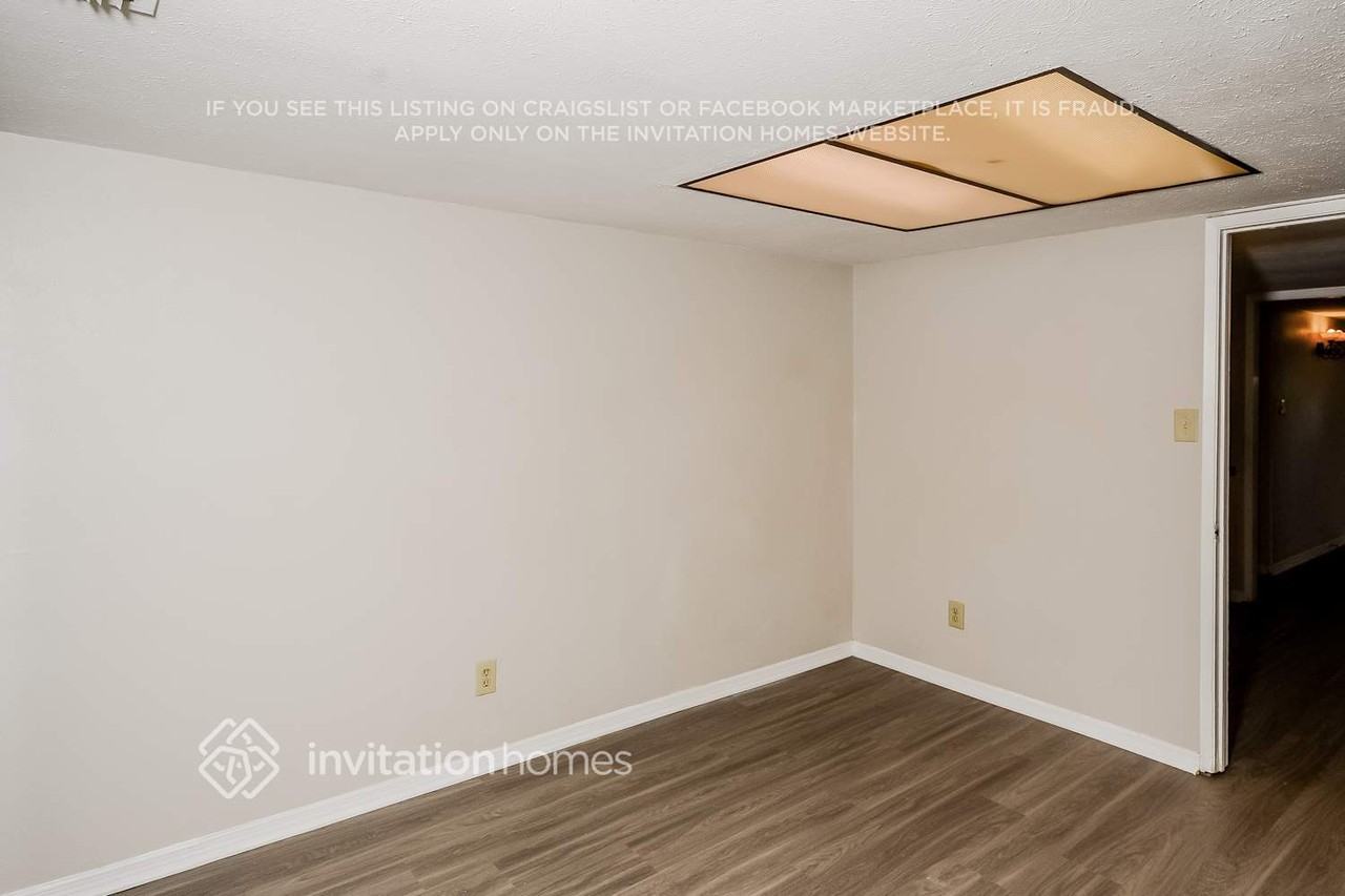 3409 Livingston Ln - Photo 5 of 16