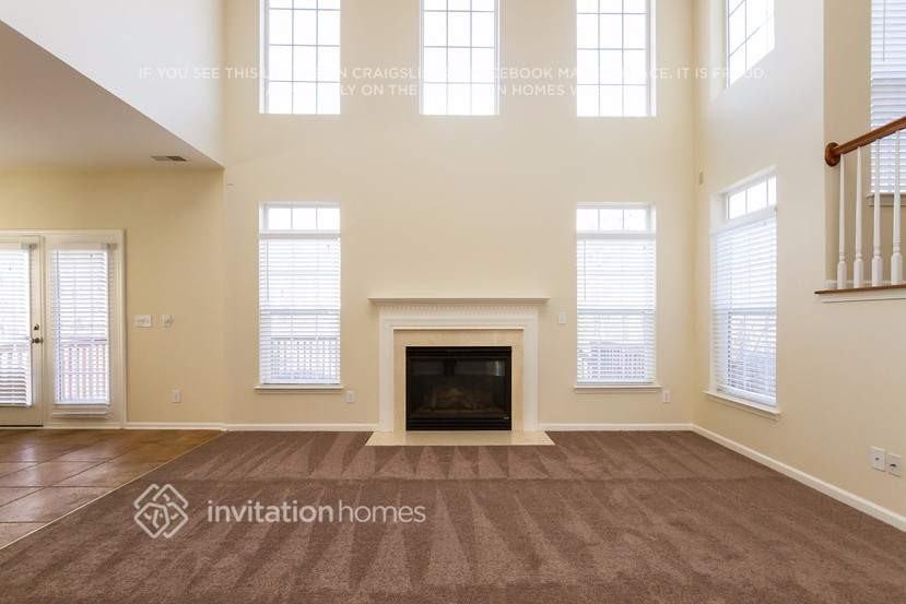 9834 Edinburgh Ln - Photo 3 of 23