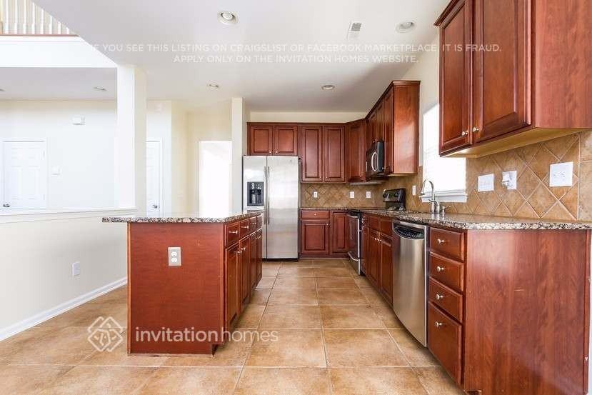 9834 Edinburgh Ln - Photo 7 of 23