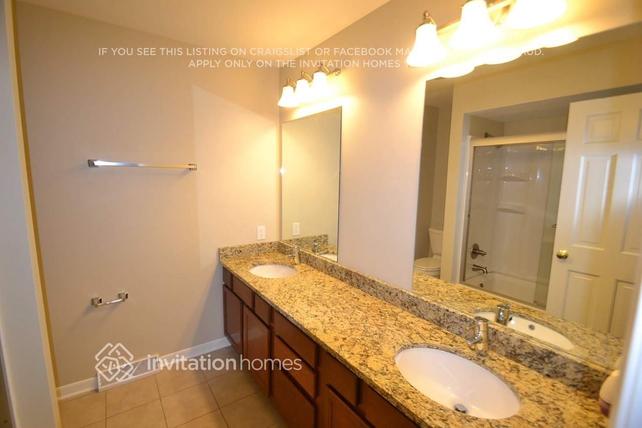 42W174 Timber Trl - Photo 4 of 8