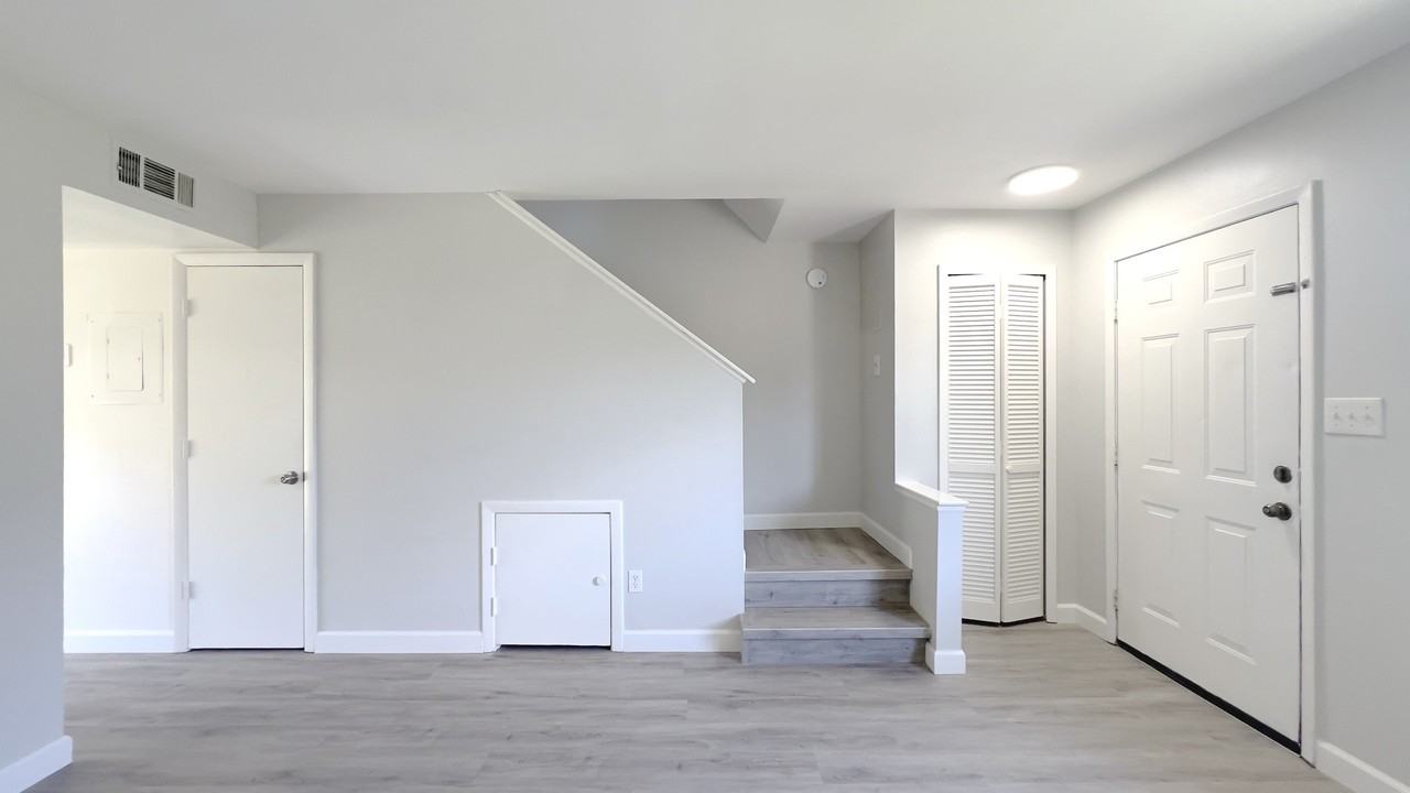 12115 Pepperdine Pl #12115 - Photo 3 of 18