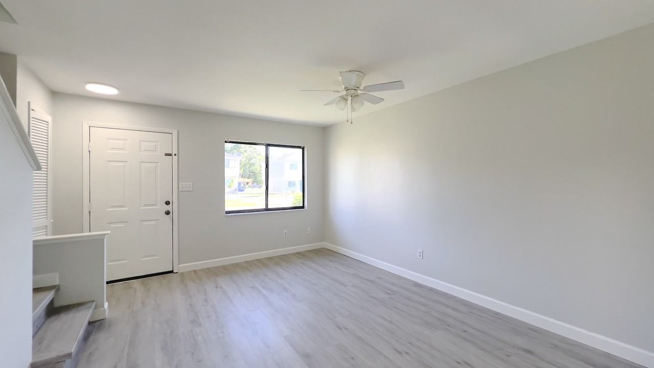 12115 Pepperdine Pl #12115 - Photo 5 of 18