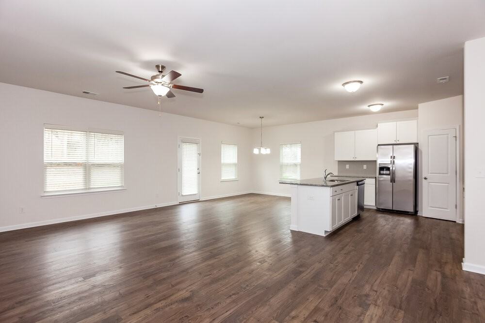 4326 Drifter Dr - Photo 5 of 17