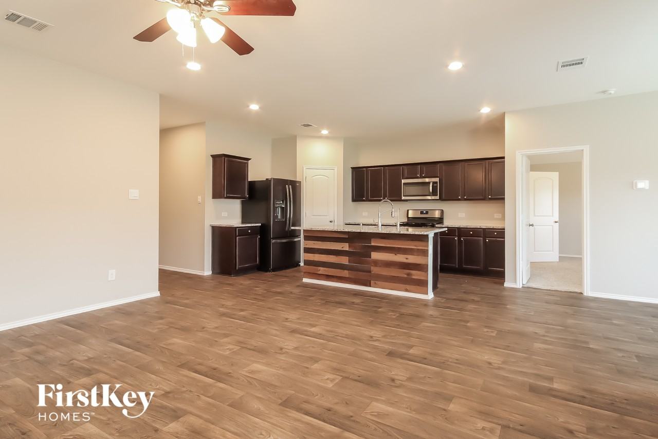 14703 Night Violet Ct - Photo 4 of 15