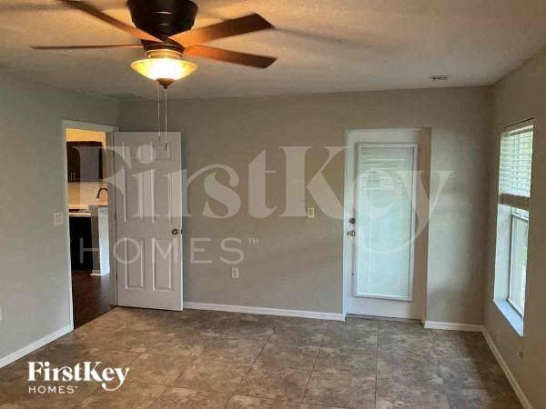 3102 Lucaya Ave - Photo 7 of 11