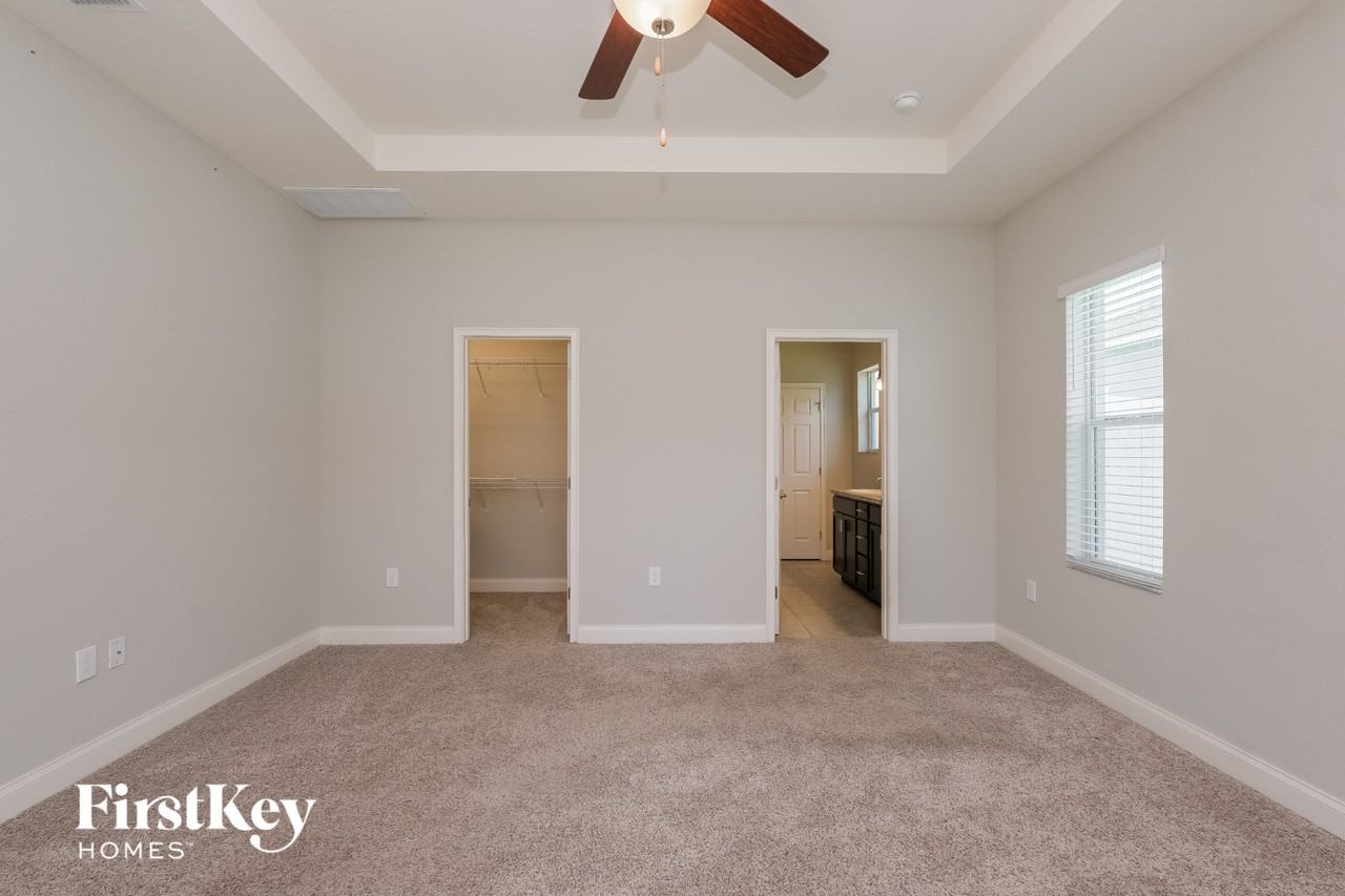 5812 Valentino Way - Photo 7 of 15