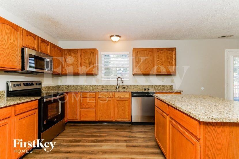 1177 Alder Rd - Photo 6 of 15