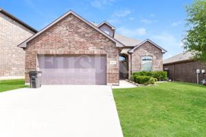featured image of 3017 Beaver Creek Dr