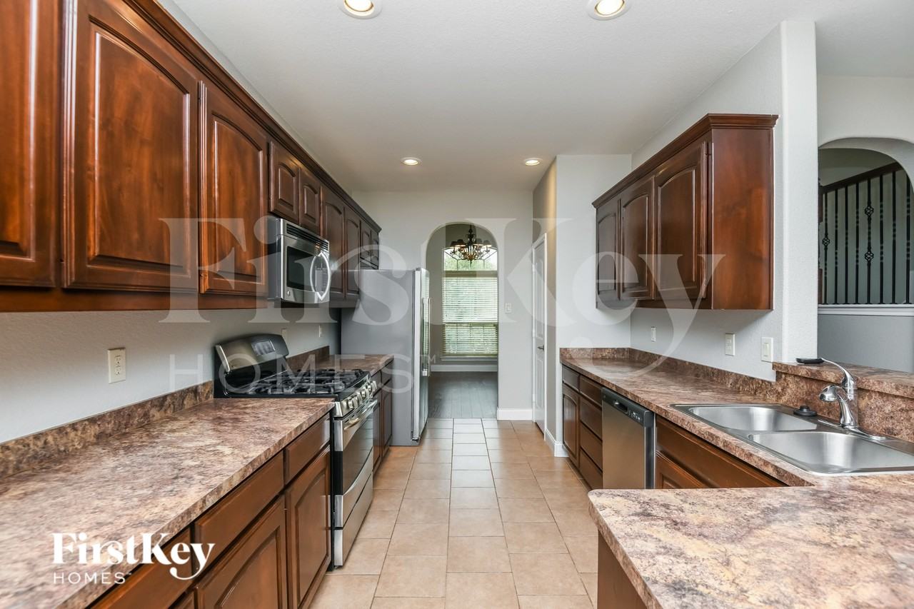 3017 Beaver Creek Dr - Photo 6 of 16