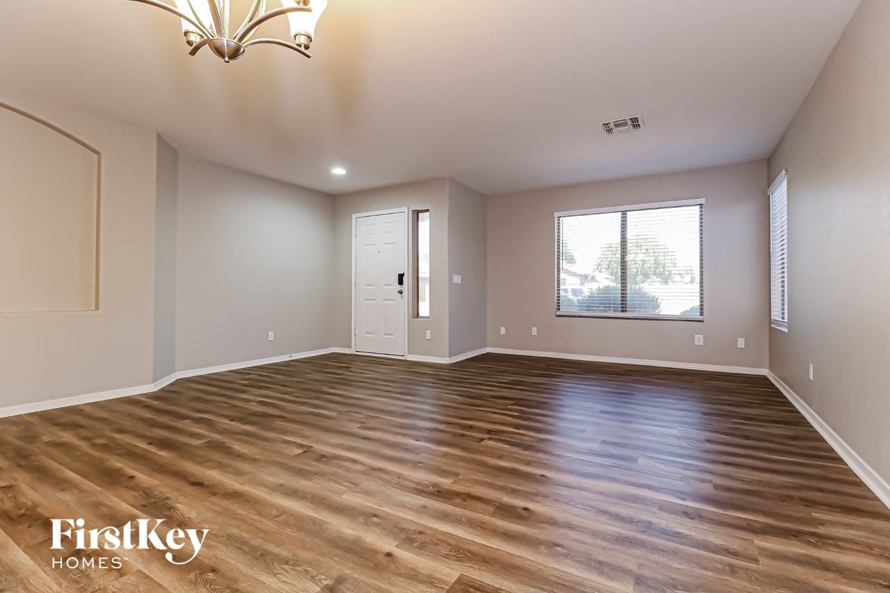 16032 N 159th Ln - Photo 3 of 15