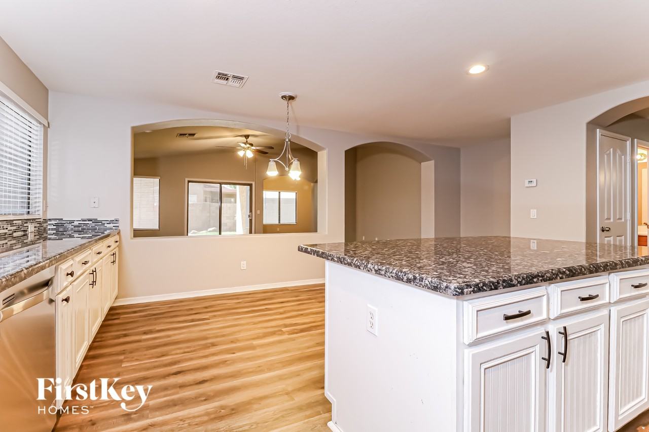 16032 N 159th Ln - Photo 7 of 15