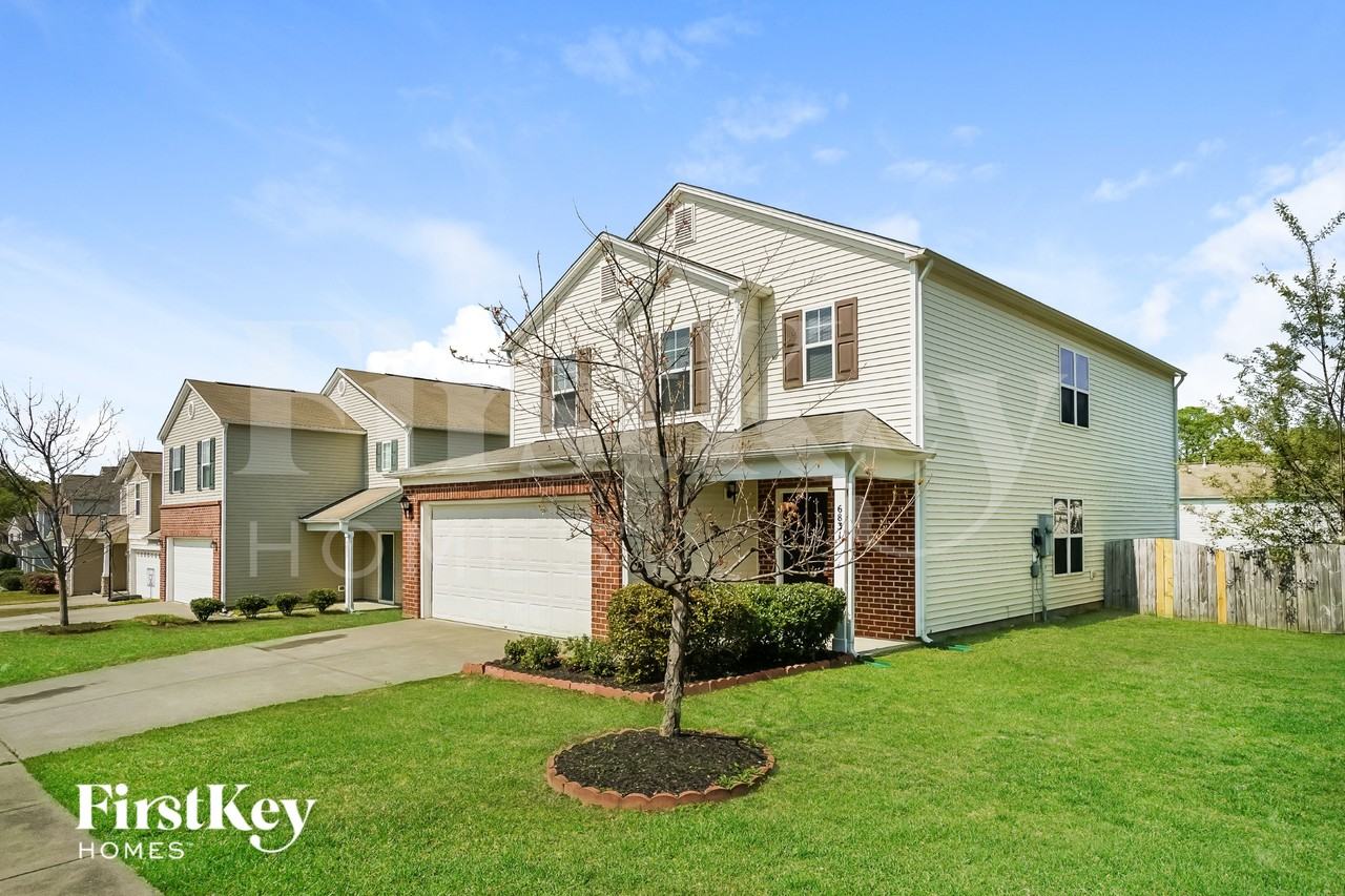 6831 Horseback Ln - Photo 2 of 15