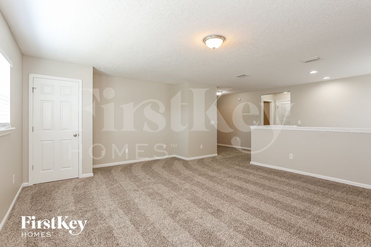 348 Candlebark Dr - Photo 7 of 15