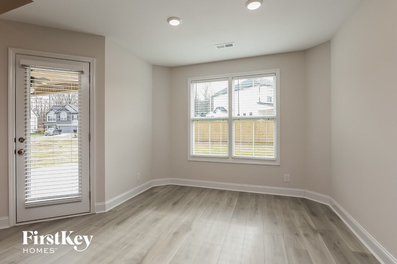 2969 Gibbs Ln - Photo 4 of 15