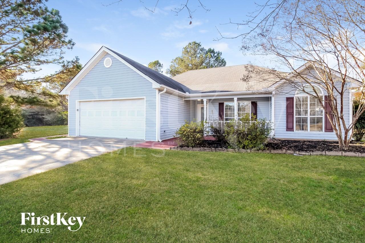 1005 Carrick Ct - Photo 2 of 15