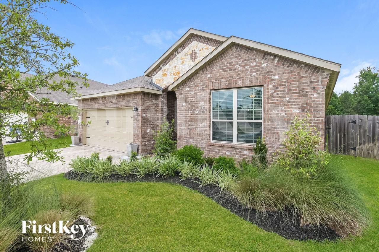 4711 Creekside Haven Trl - Photo 2 of 16
