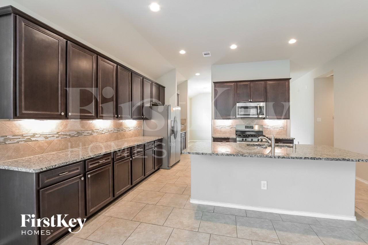 4711 Creekside Haven Trl - Photo 6 of 16