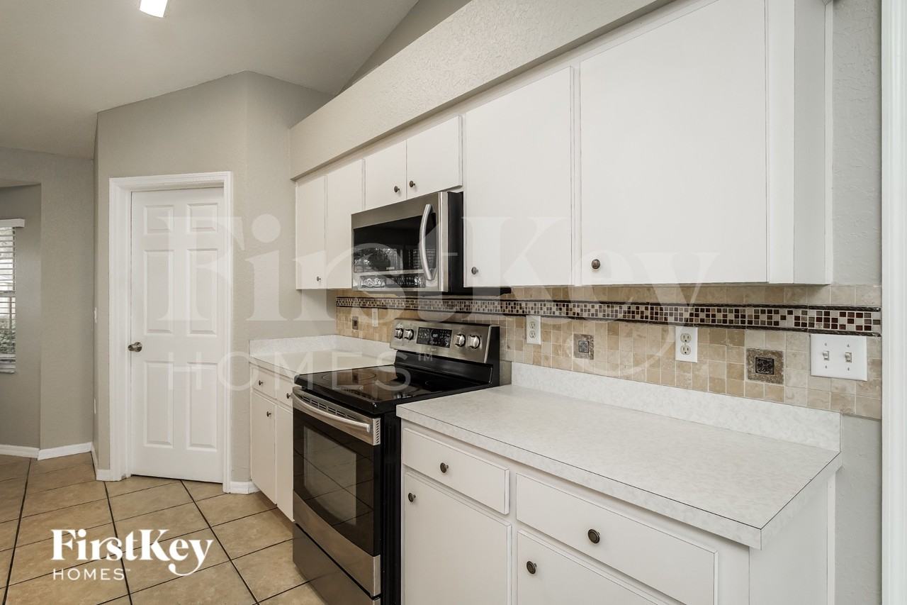 835 Summer Glen Dr - Photo 6 of 15