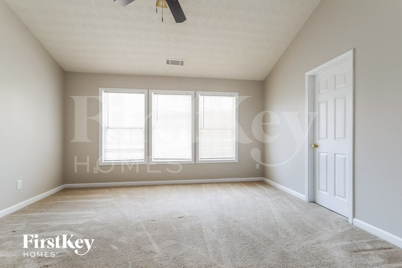 6919 Island Pointe Dr - Photo 6 of 15