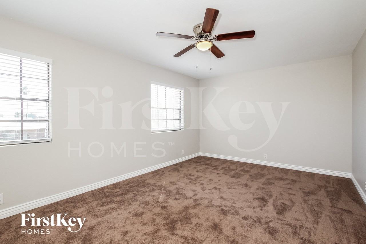 3724 W Michigan Ave - Photo 7 of 15