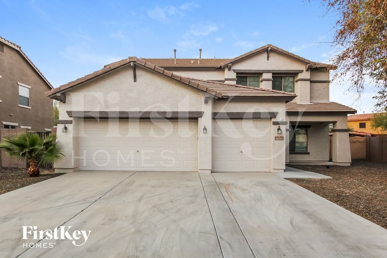 14210 W Mauna Loa Ln